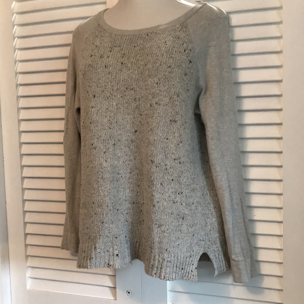 GH Bass cotton blend raglan sleeve heathered gray cream sweater